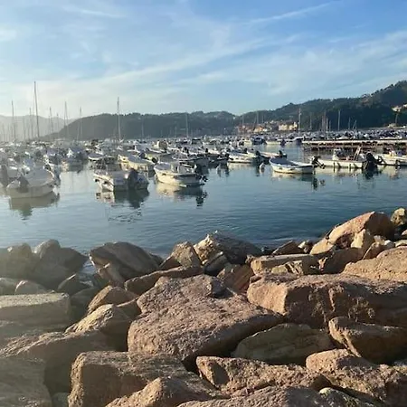 5 Terre, Lerici,La Casetta Di Ginevra Romito Magra Exterior photo